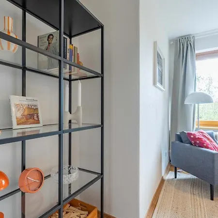 Strandnahe Gartenwohnung An Der Kieler Foerde * Heikendorf
