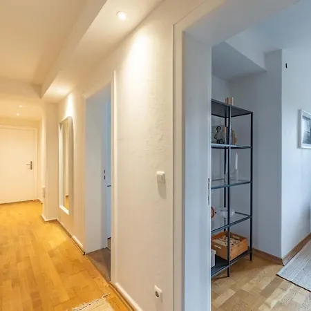 Strandnahe Gartenwohnung An Der Kieler Foerde Apartamento *