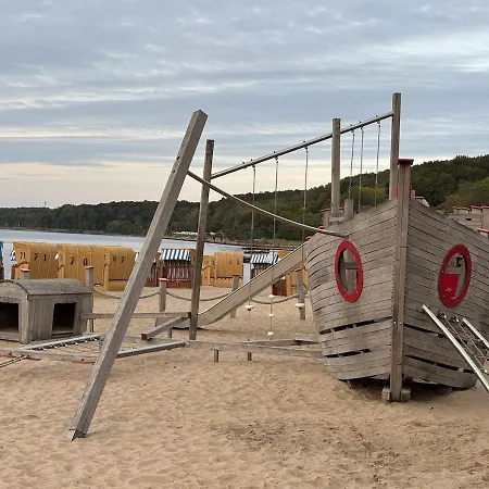 Strandnahe Gartenwohnung An Der Kieler Foerde *