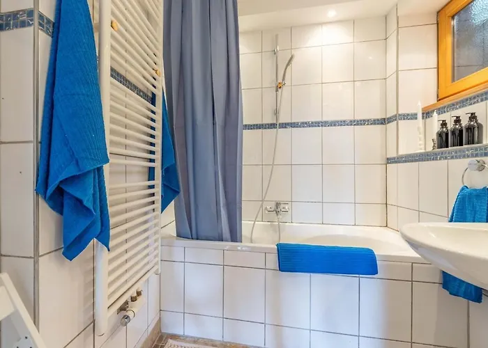 Strandnahe Gartenwohnung An Der Kieler Foerde *