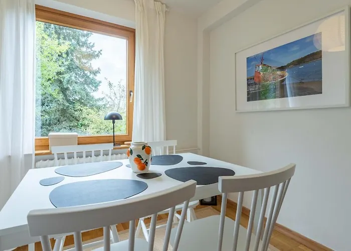 Strandnahe Gartenwohnung An Der Kieler Foerde Apartamento *