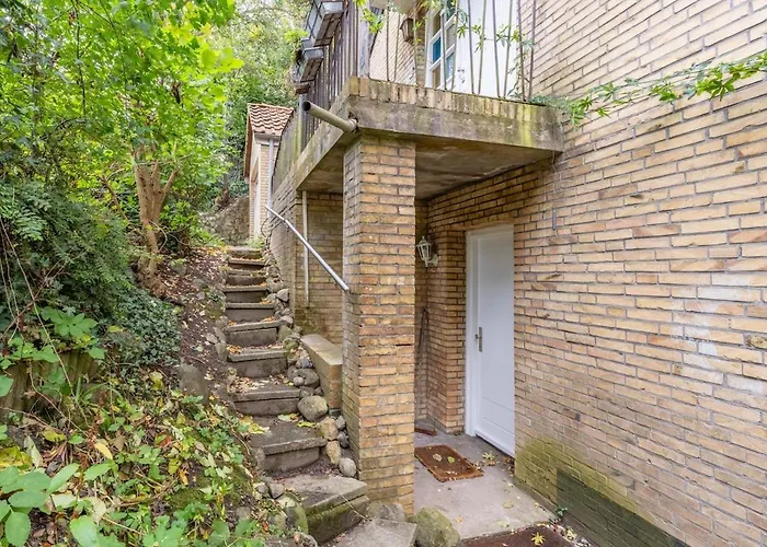 Strandnahe Gartenwohnung An Der Kieler Foerde Apartamento Heikendorf