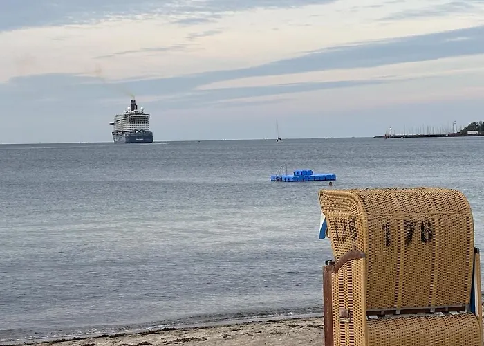 Strandnahe Gartenwohnung An Der Kieler Foerde Apartamento *