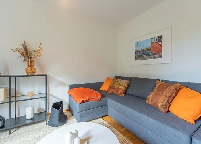 Strandnahe Gartenwohnung An Der Kieler Foerde