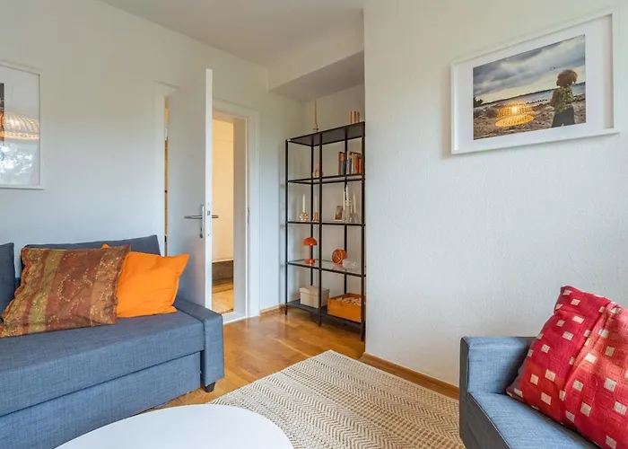 Strandnahe Gartenwohnung An Der Kieler Foerde Heikendorf